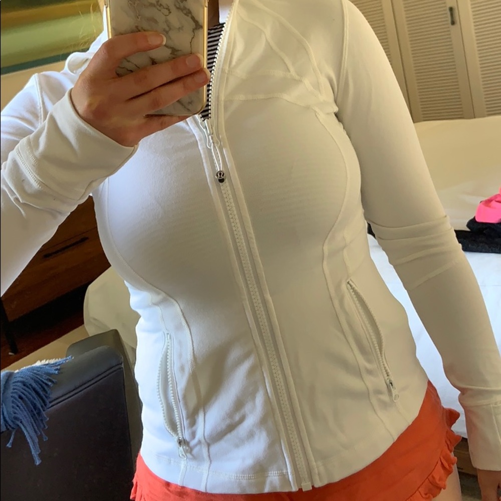 White lululemon zip up jacket size 6